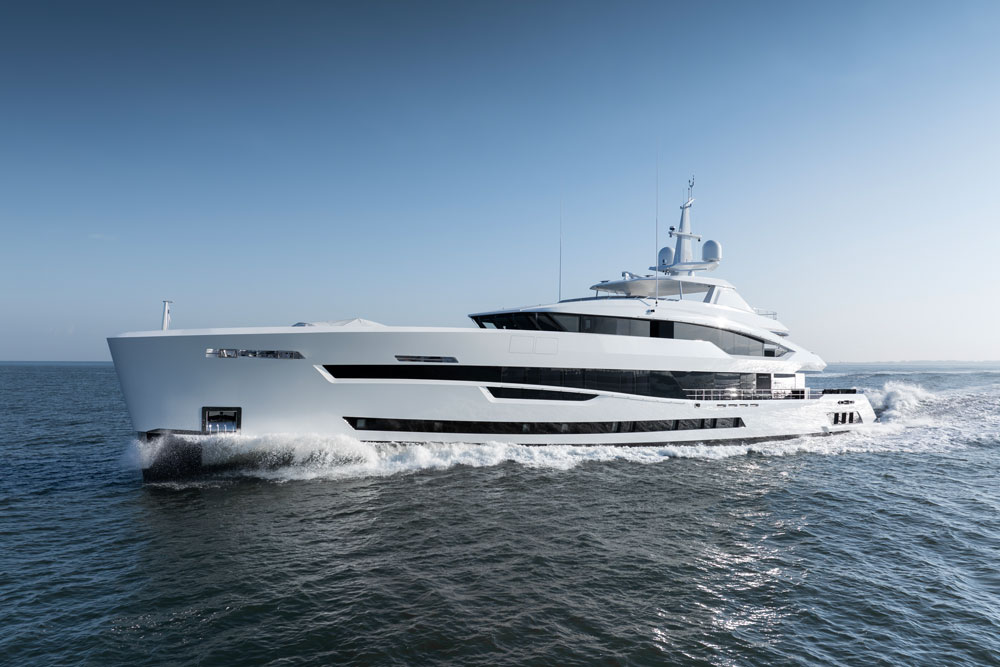 Heesen Yachts / Santosha