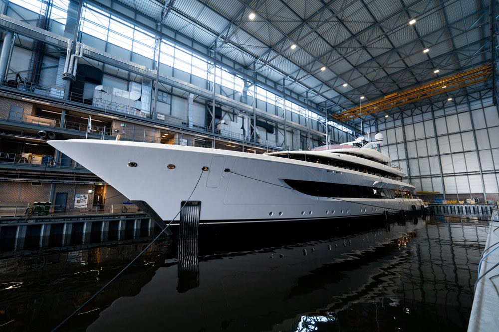 Feadship’s Project 827 ready for outfitting 1 Feadship: Project 827 leaving the shed