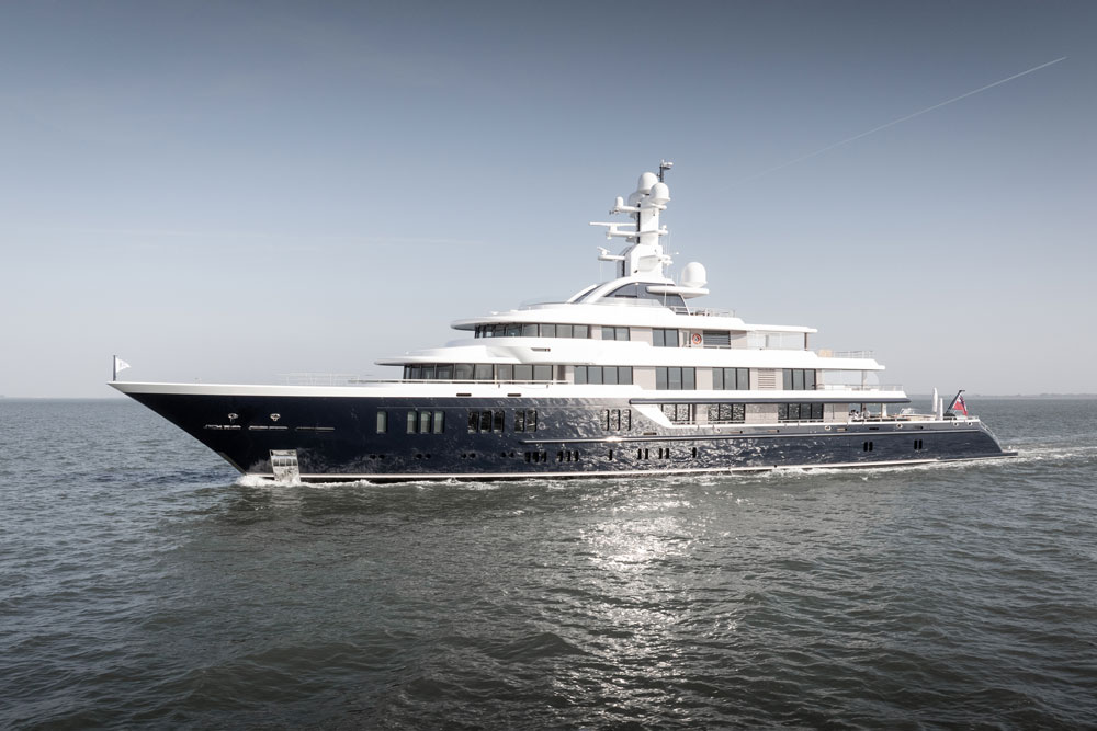 Amels / Damen Yachting