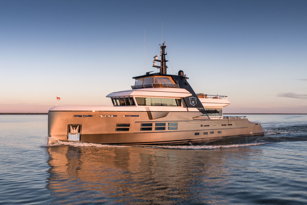 The now 6-metre longer "Ursus"