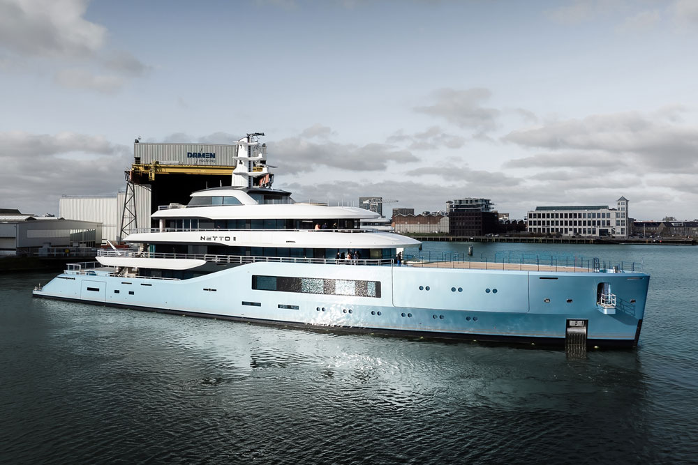 The exterior design of the new Amels 80 comes from Espen Øino International
